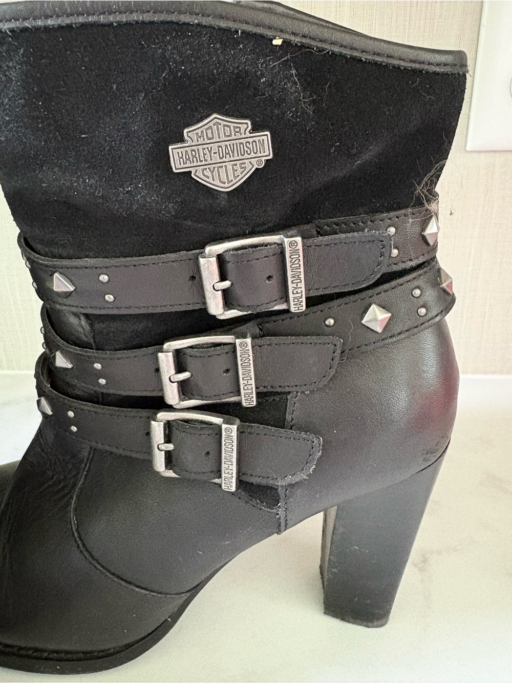 Harley-Davidson Women's Black Studded Leather Ankle Boots SZ-8M - Picture 2 of 10